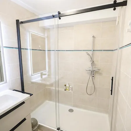 Apartment Proche - Wifi & Piscine Lgm